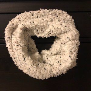 NWOT Cozy ♾️ Infinity scarf